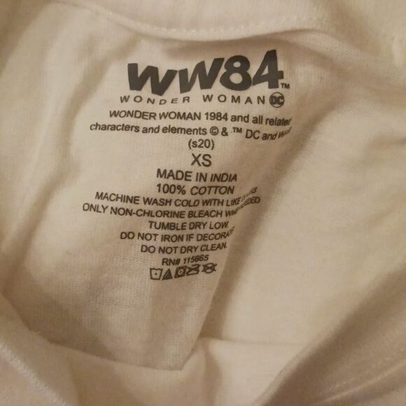 DC Comics Wonder Woman T Shirt Womens XS 1984 The Cheetah Graphic Tee - Picture 4 of 5